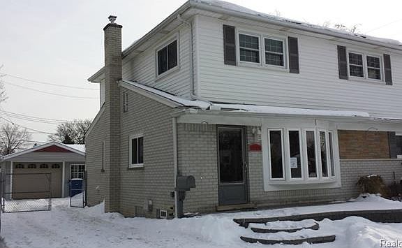 3rd image of 8514 Cranston St