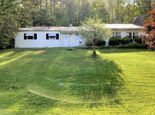 13 Riverview Dr, Athens, OH 45701