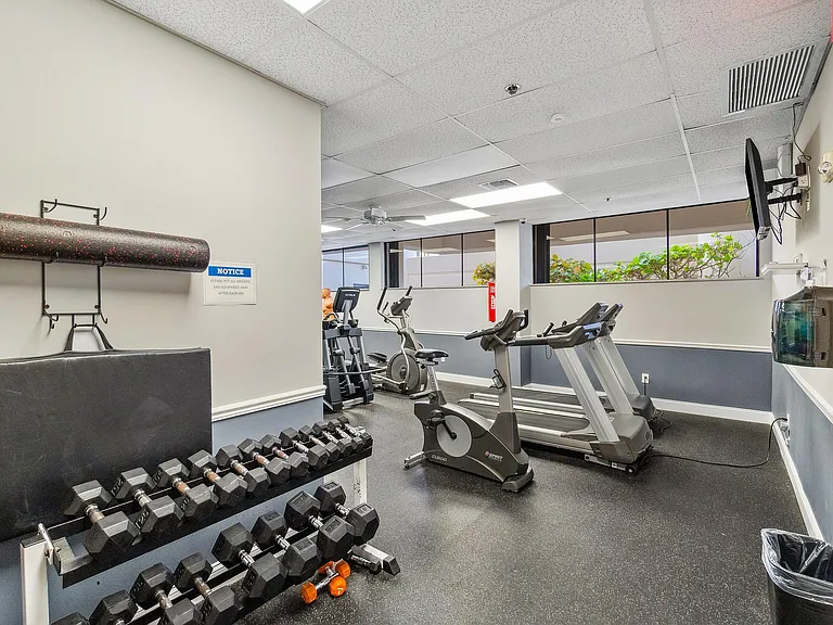 5380 N Ocean Dr #6C — Photo 32
