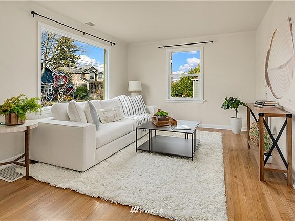 3rd image of 510 27th Ave