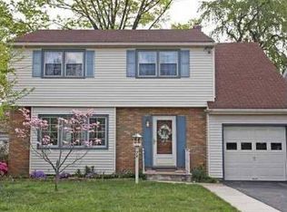 74 Manhattan Ave, Avenel, NJ 07001