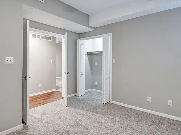 Parkhill Luxury Apartments — Photo 23