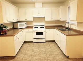 523 S F St, Tulare, CA 93274