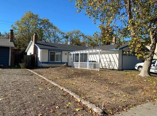 461 Tracy Ave, Santa Rosa, CA 95401