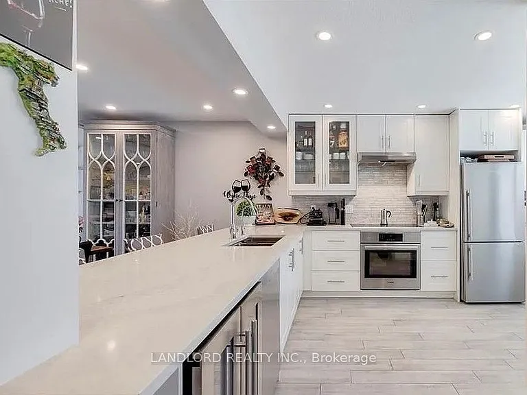 26 Poplar Dr #3 — Photo 5