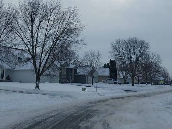 5th image of 8225 Parell Ave NE