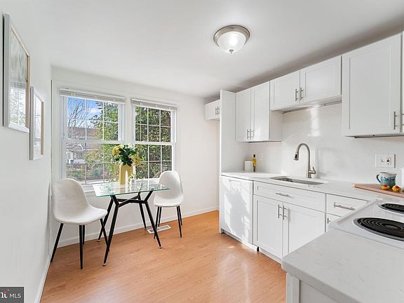 3rd image of 3901 6th St N APT C