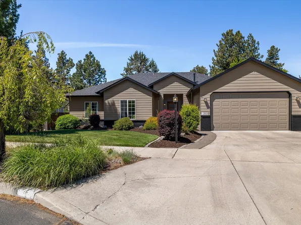 253 SE Soft Tail Dr, Bend, OR 97702