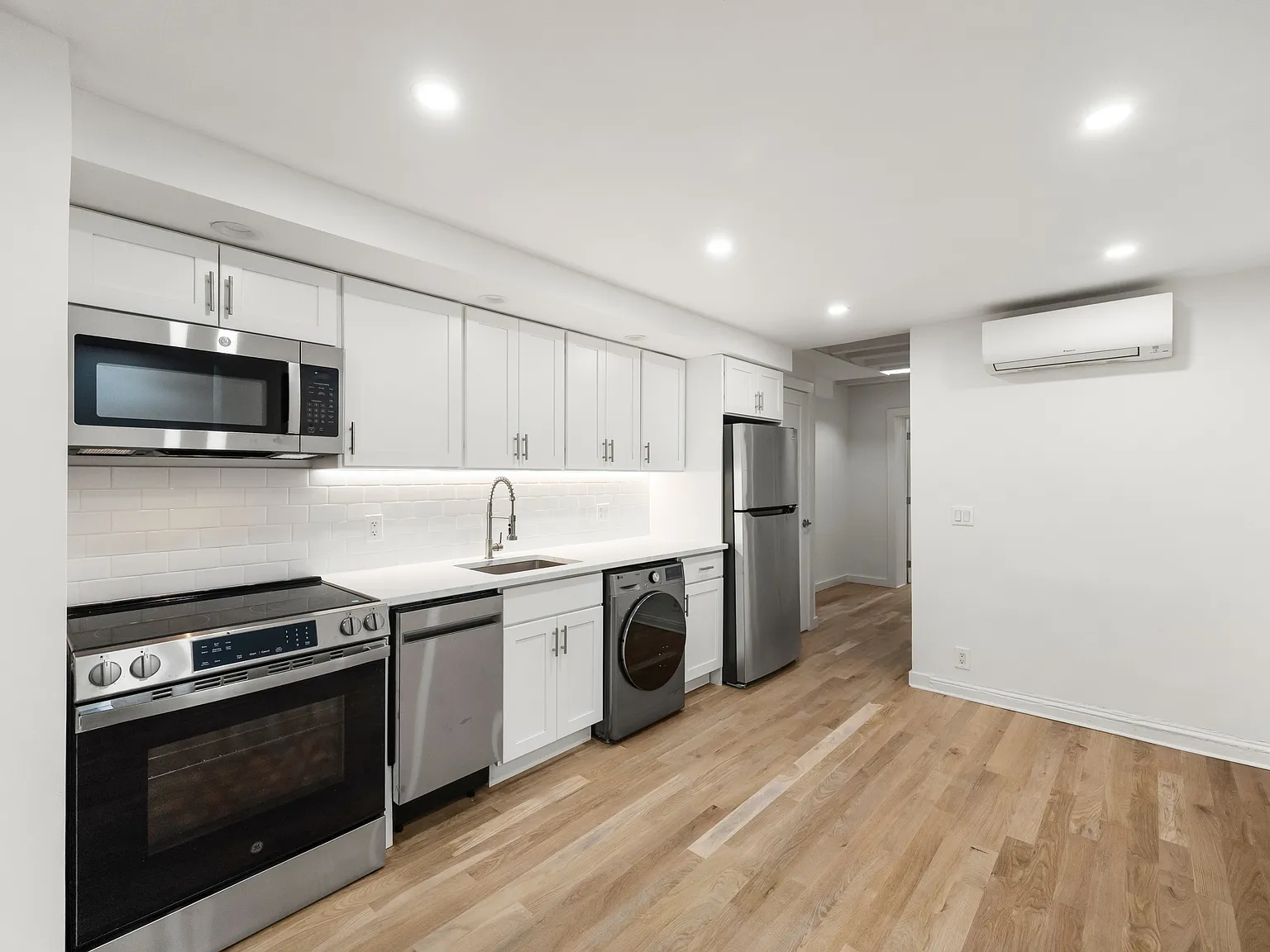 75 Bainbridge Street — Photo 1