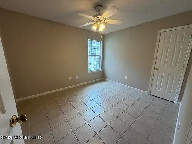 924 Greystone Dr #37A — Photo 8