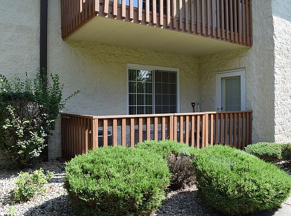 3rd image of 1327 Mesa Dr #1327