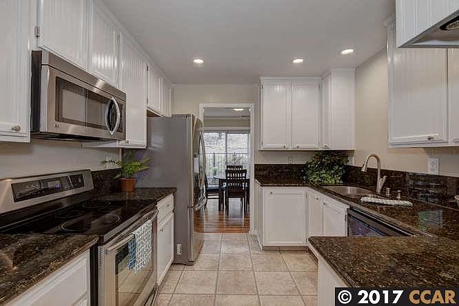 1st image of 301 Camino Arroyo