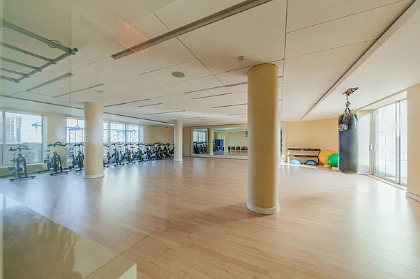 Rented by Lin Pan Realty Group LLC | media 23