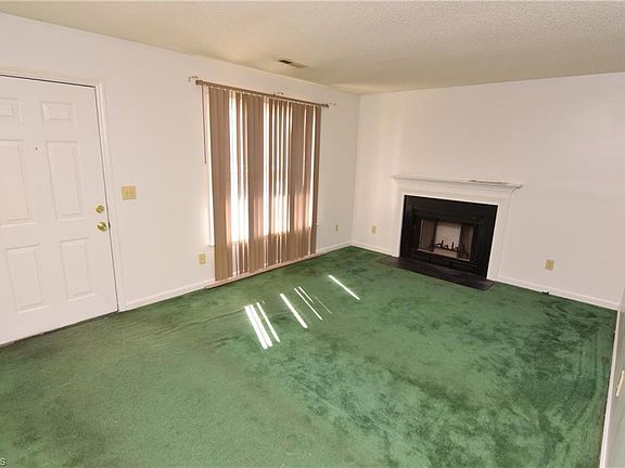 2nd image of 4005 Hope Valley Ln