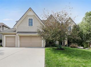9644 Pickering St, Shawnee, KS 66227