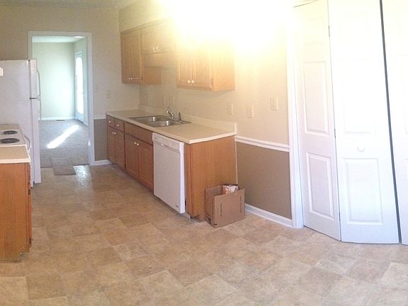 4th image of 4726 Grandison Ct