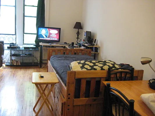 Rented by Magnone Real Estate | media 86