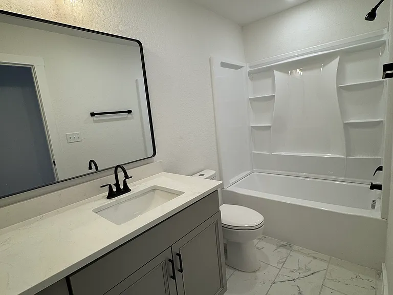 2103 Vista Rosa #A — Photo 7