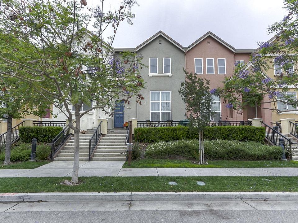 1st image of 113 Esfahan Dr