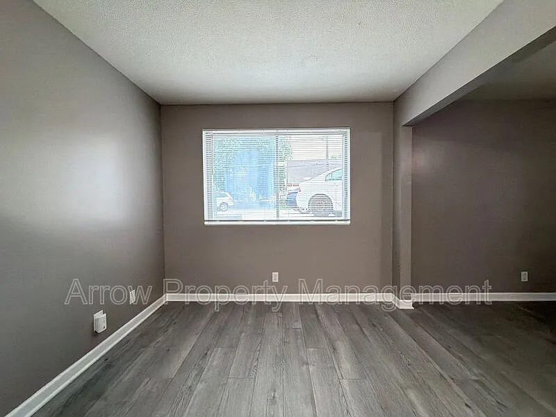 Studio, 1.0 bath, 440 sqft, $650 — Photo 4