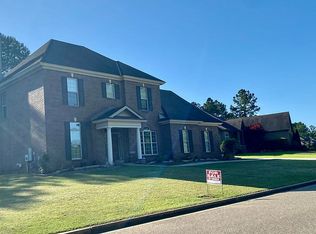 8949 Crescent Lodge Dr, Pike Road, AL 36064