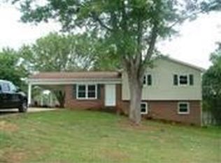 15 Claridge Ct, Newton, NC 28658