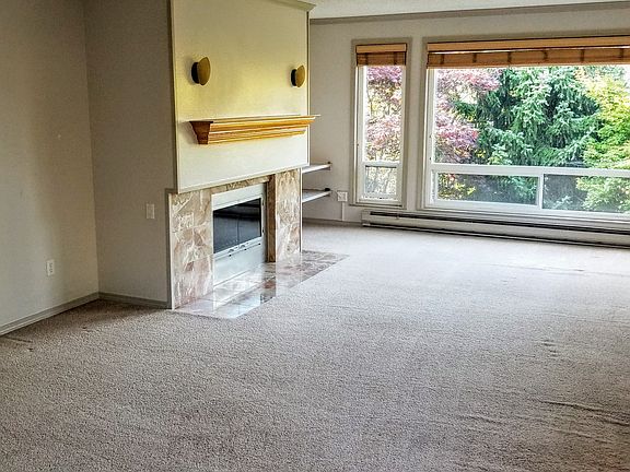 2nd image of 163 Etruria St APT 301