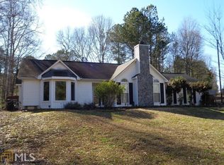 76 Spring Cir, Senoia, GA 30276