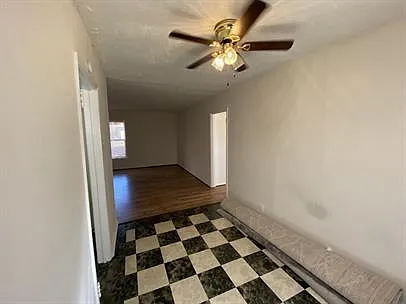 2 bed, 1.0 bath, 1050 sqft, $1,250 — Photo 2