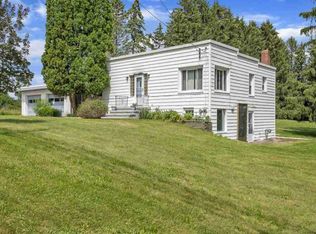 6747 Meridian Rd, Laingsburg, MI 48848