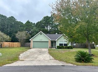 2157 Bellmeade Cir, Navarre, FL 32566