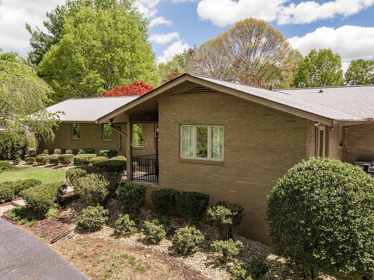 706 Skyland Dr, Cornelia, GA 30531 MLS 20116682 Zillow