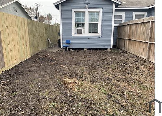 5th image of 1512 11th St #2