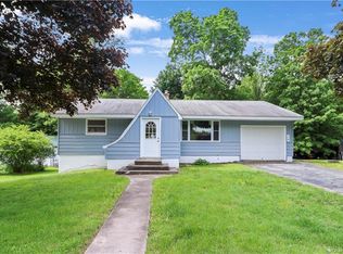 19 Stangel Dr, Woodbourne, NY 12788