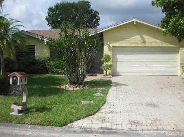 1st image of 8255 NW 95th Ave