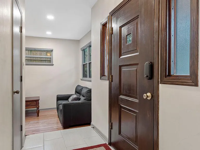 2306 Pontiac Dr — Photo 14