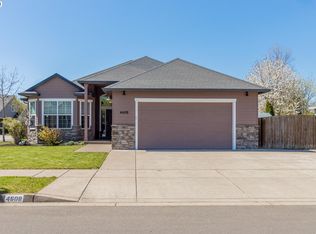 4608 Champagne Ln, Eugene, OR 97404
