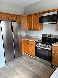 2 bed, 2.5 bath, 1100 sqft, $1,700 — Photo 4