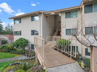 7606 37th St W #E-3, University Place, WA 98466