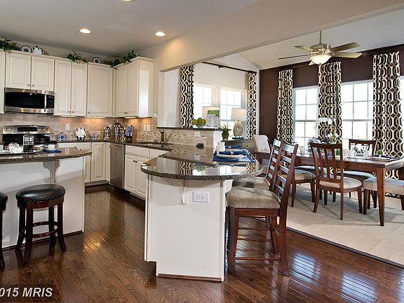 Kitchen & Morning Room