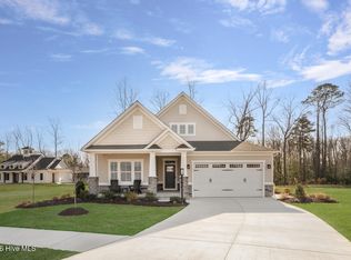 4025 Farmfield Dr NE, Navassa, NC 28451