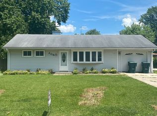 208 S Hawthorne Dr, Muncie, IN 47304
