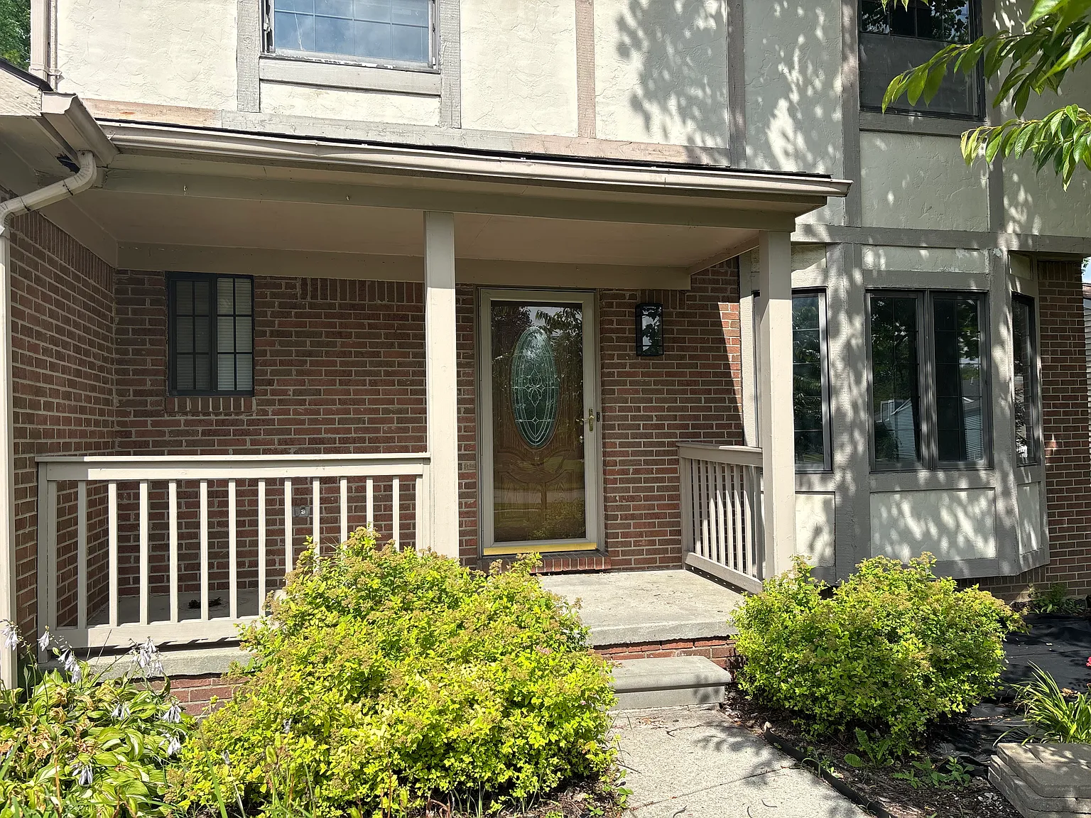 4 bed, 2.5 bath, 1750 sqft, $2,800 — Photo 3