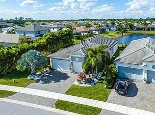 7697 Francisca Club Ln, Delray Beach, FL 33446