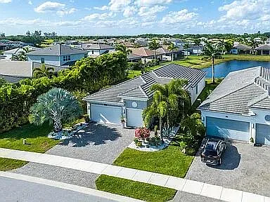 7697 Francisca Club Ln Photo 1