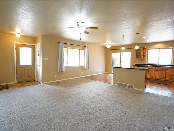 5th image of 1635 Holmes Drive