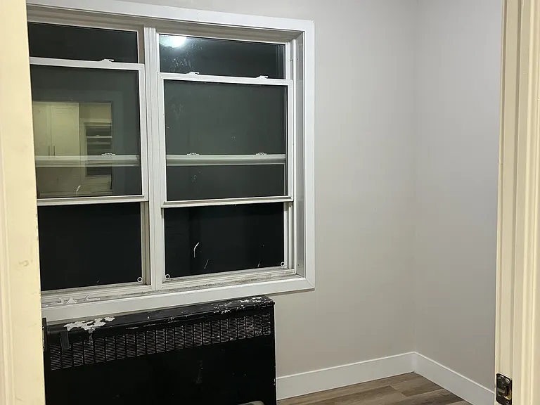 748 Barton St E #1 — Photo 5
