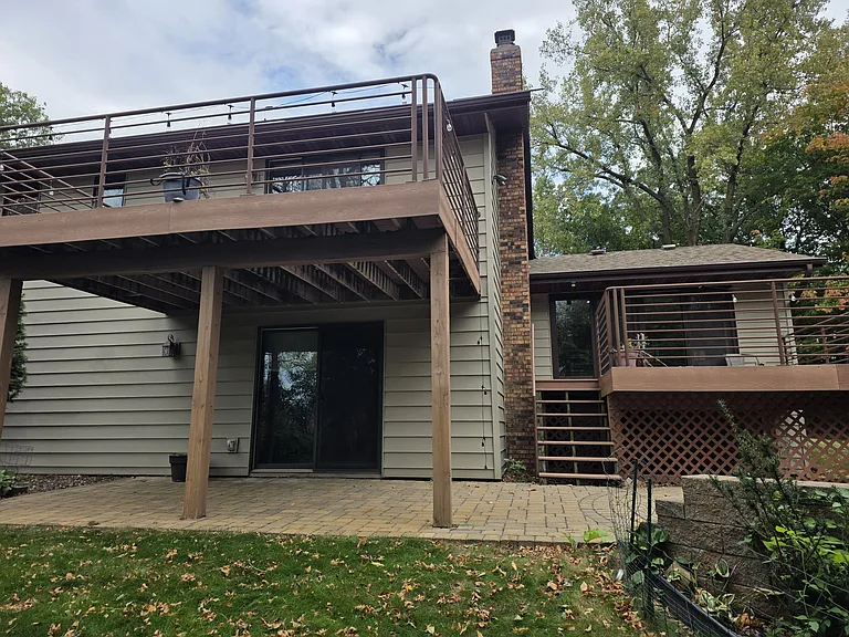 4110 Juneau Ln N — Photo 7