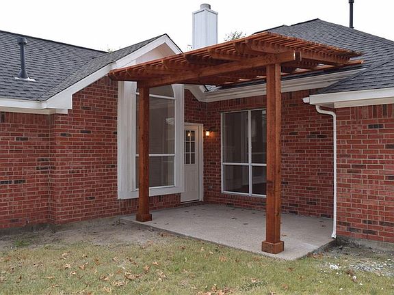 3rd image of 1821 Ambrose Dr