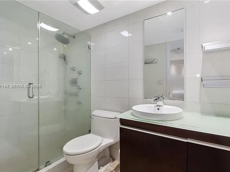 2401 Collins Ave #1110 — Photo 9